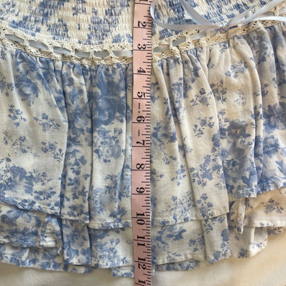 Hollister 2-pc top/skirt blue and white floral set - Women's Size S - Picture 8 of 11